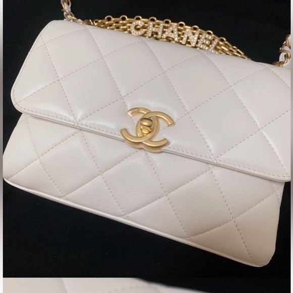 CHANEL CC Bag - Picture 2 of 5